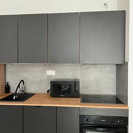 Apartament Wlochy Jutrzenki 2 Pokoje *